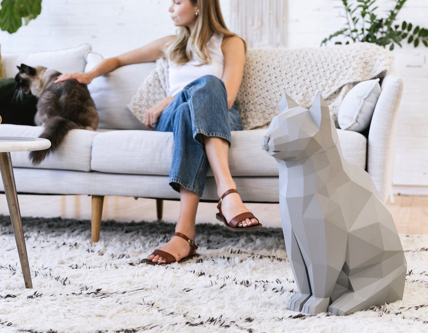 Lily - The Cat / Grey - Abstract Home Art